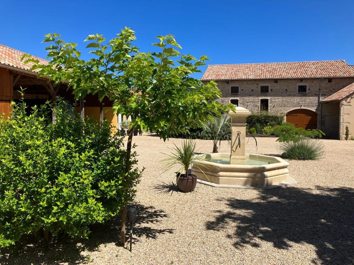 Le Clos De Quintaine Gites De Charme クレッセ エクステリア 写真